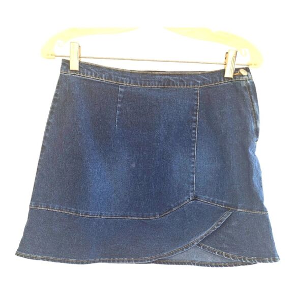 Blue Jean Mini Skirt Y2K Asymmetric faux wrap hem Dark wash stretch denim Jrs 7 - Picture 1 of 10